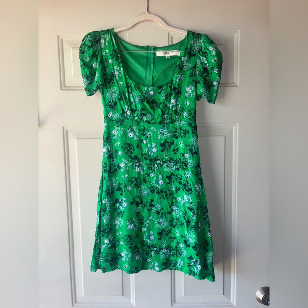 Row A green floral dress size XS